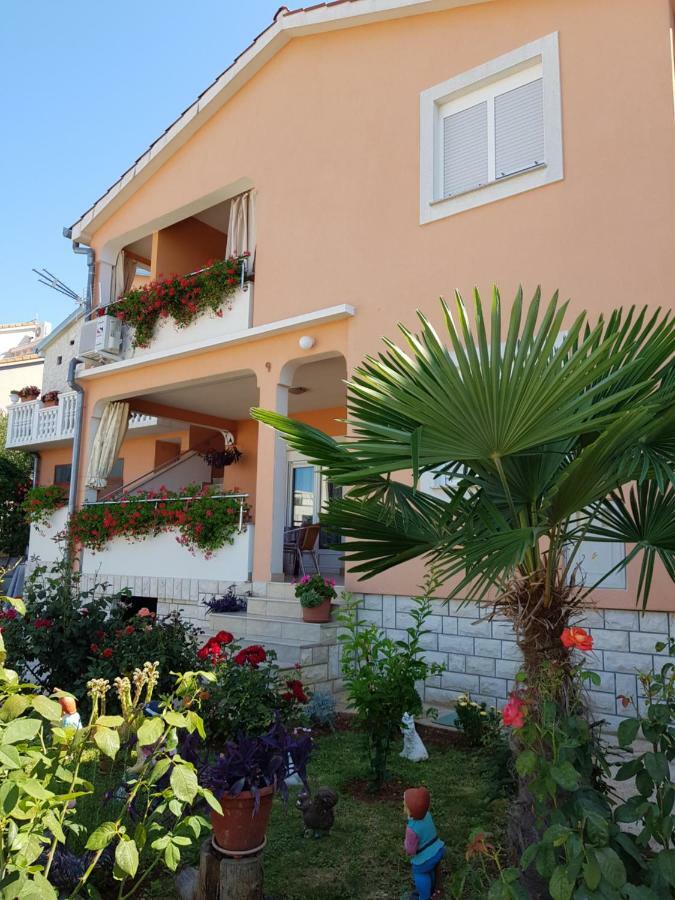 Apartman Andrea ซาดาร์ ภายนอก รูปภาพ