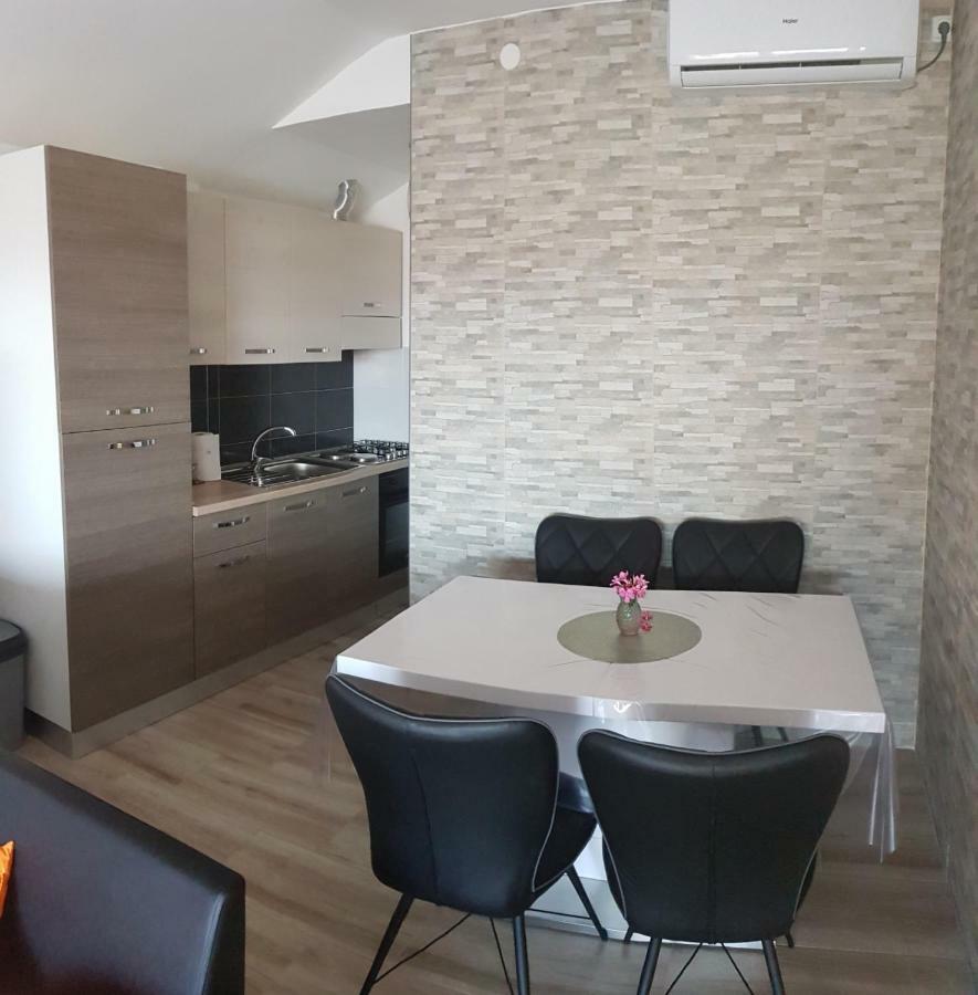 Apartman Andrea ซาดาร์ ภายนอก รูปภาพ